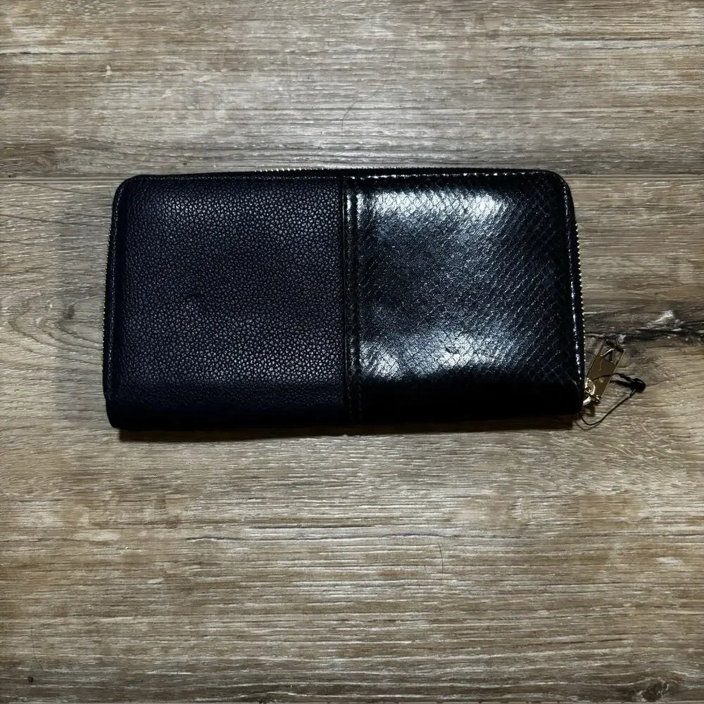 Victoria’s Secret Faux Snakeskin Wallet with Zip Navy Blue - Picture 2 of 7